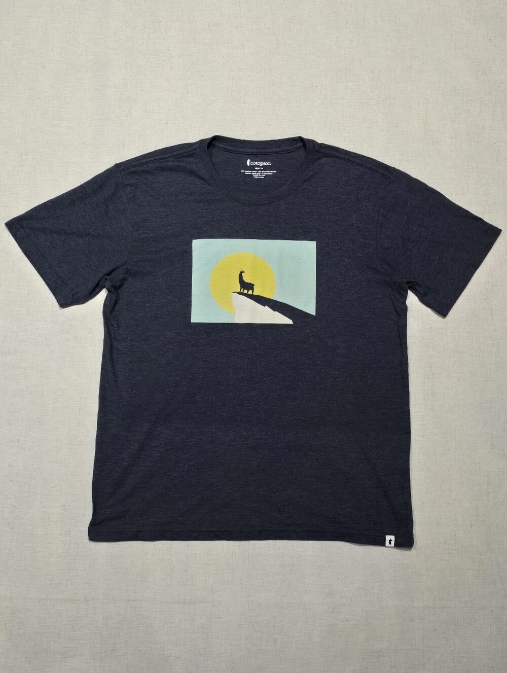 Cotopaxi Mens Organic Cotton Gray Graphic T Shirt Size Medium